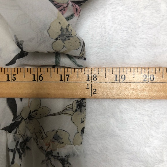 Loveriche Sheer Floral Women’s Top, Size M - Picture 5 of 6